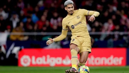 pg电子app-伤愈两中卫筑起铜墙铁壁 巴萨找到最佳防线组合