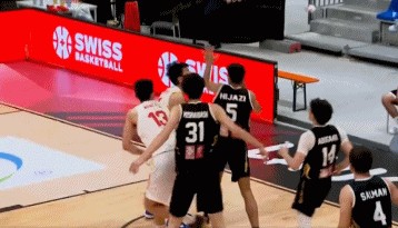 pg电子下载-状态火热！张博源半场11中6得到17分4篮板